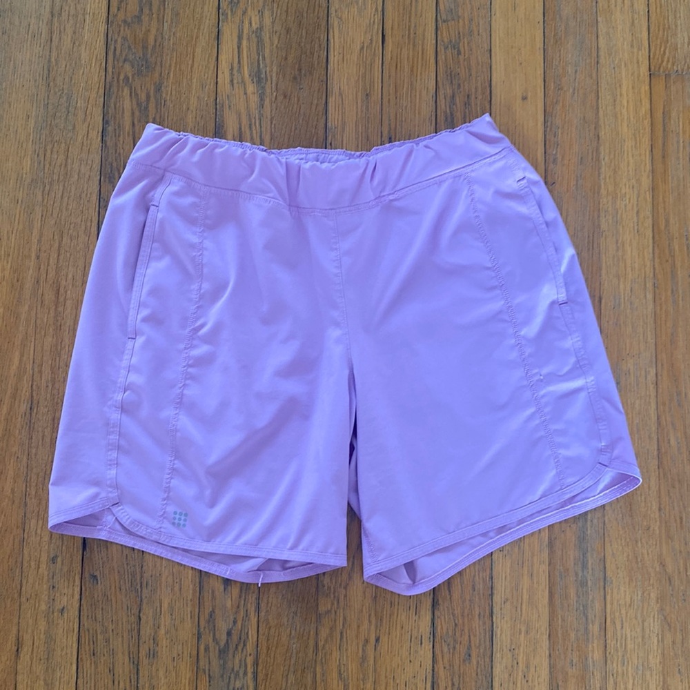 Lilac Title Nine Women’s Shorts Size Medium EUC